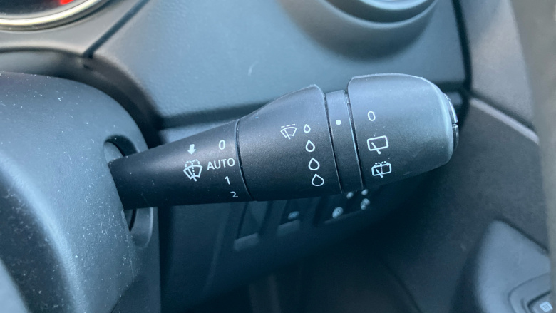 Renault Captur 0.9 TCE 90 Iconic 5dr Petrol Hatchback